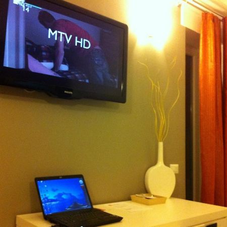 Hôtel Bcomfort à Cagliari Extérieur photo