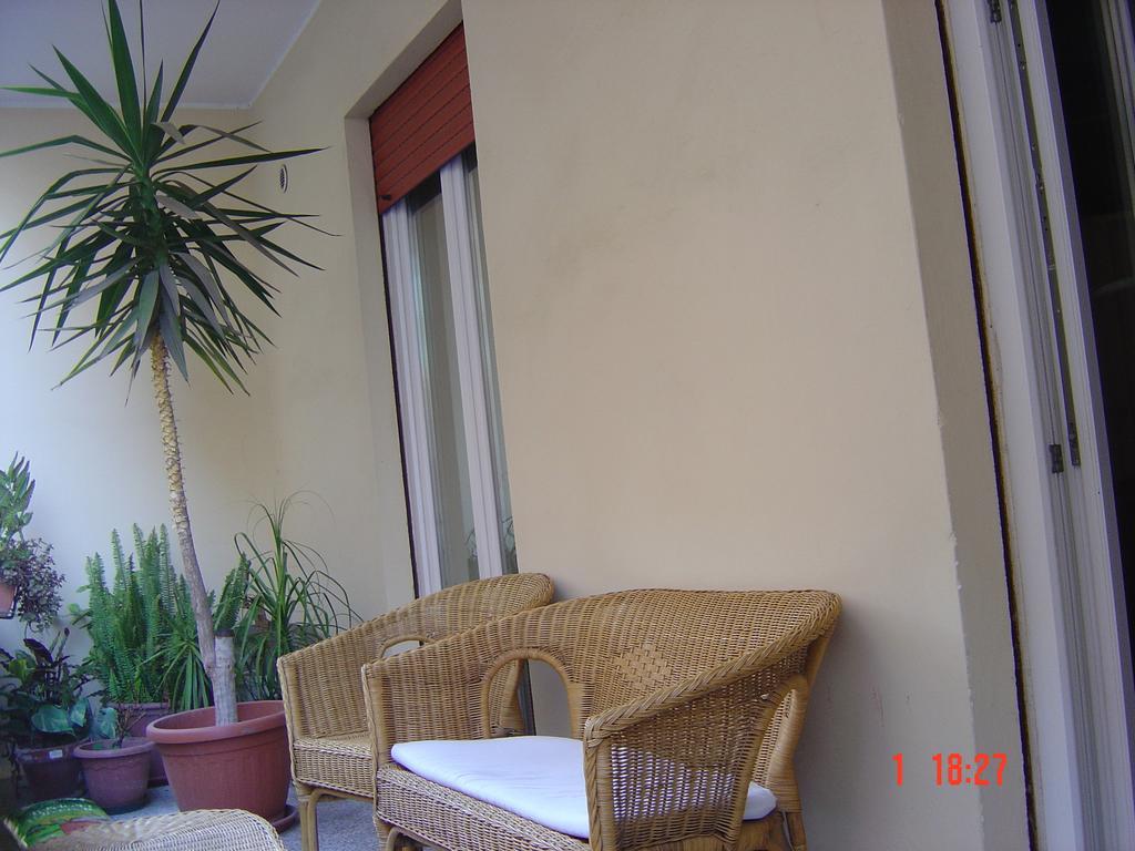 Hôtel Bcomfort à Cagliari Extérieur photo